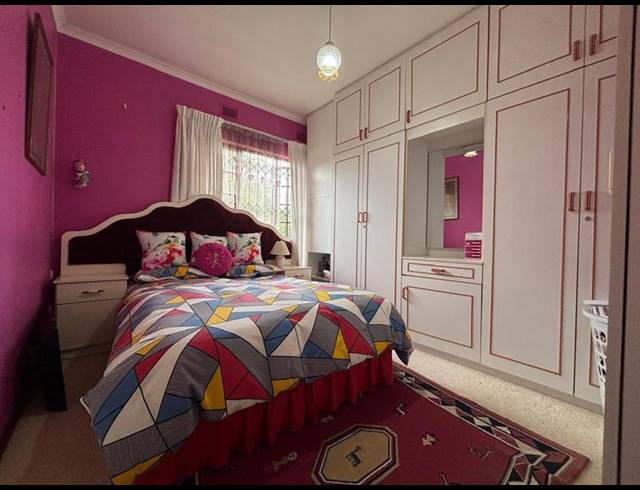 4 BEDROOM HOUSE FOR SALE IN CHILTERN HILLS